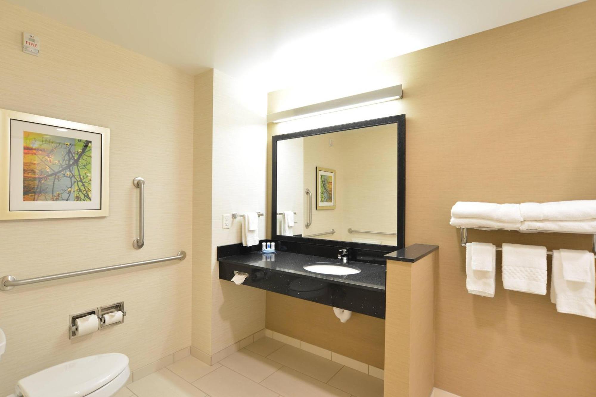 Fairfield Inn & Suites By Marriott Eau Claire/Chippewa Falls Dış mekan fotoğraf